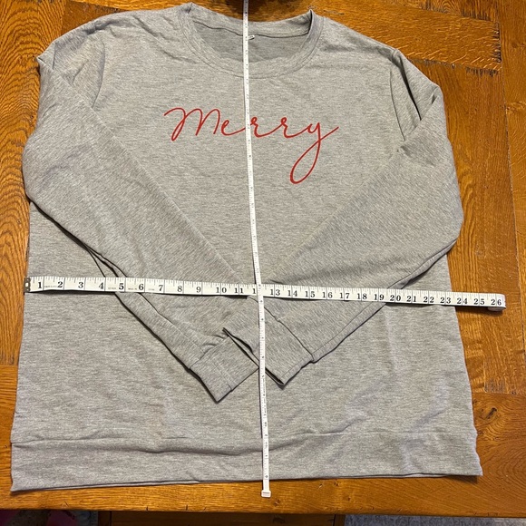 NWOT
Merry - lightweight women’s gray sweatshirt size 2x - Picture 2 of 8